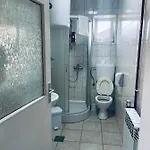 Apartmani Kotor Varos *