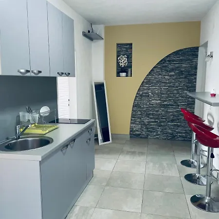 Daire Apartmani Kotor Varos *